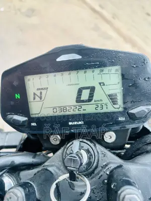 সুজুকি জিক্সার এফআই এবিএস ২০২২ কালো
