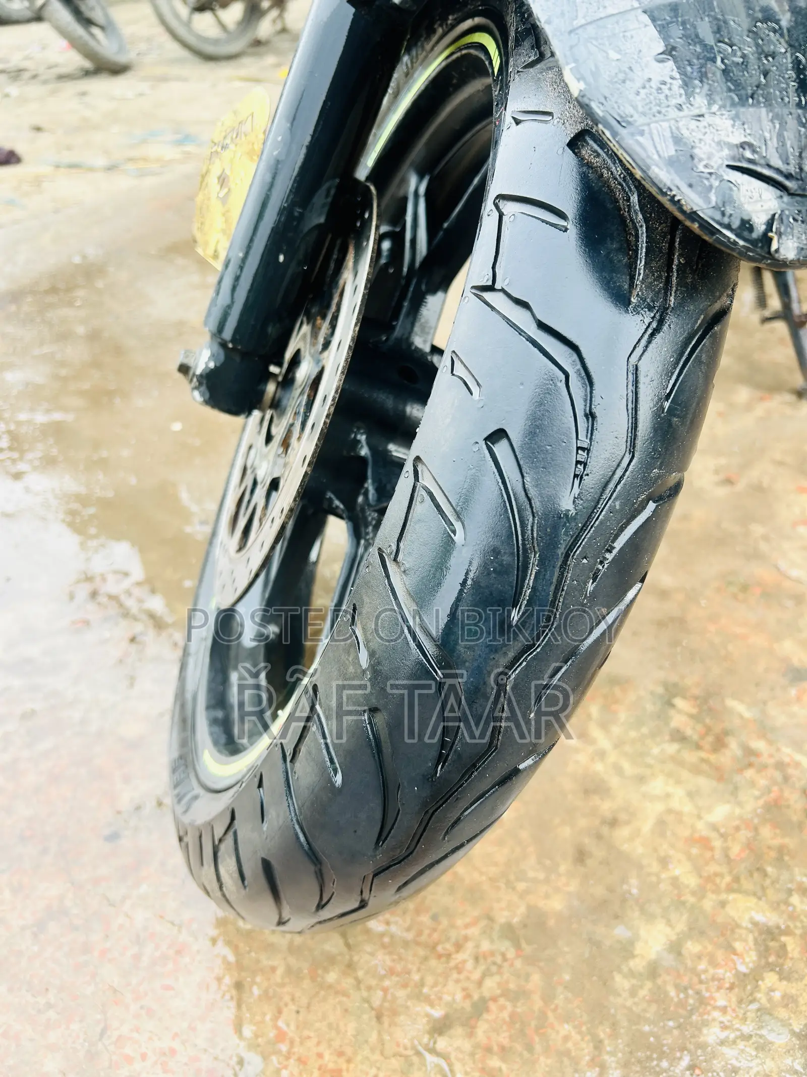 সুজুকি জিক্সার এফআই এবিএস ২০২২ কালো