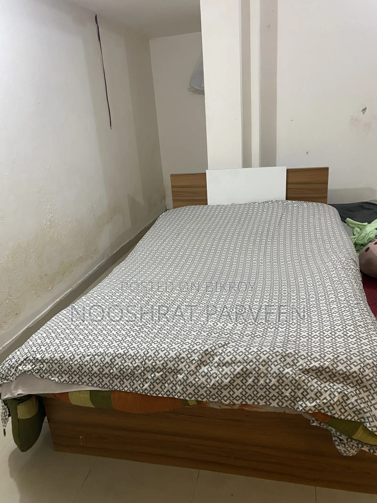 Semi Double Bed for Sale