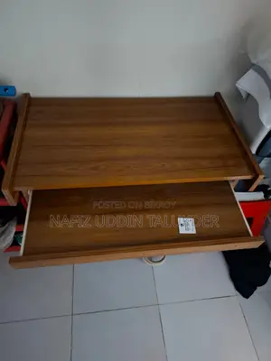 Computer Table