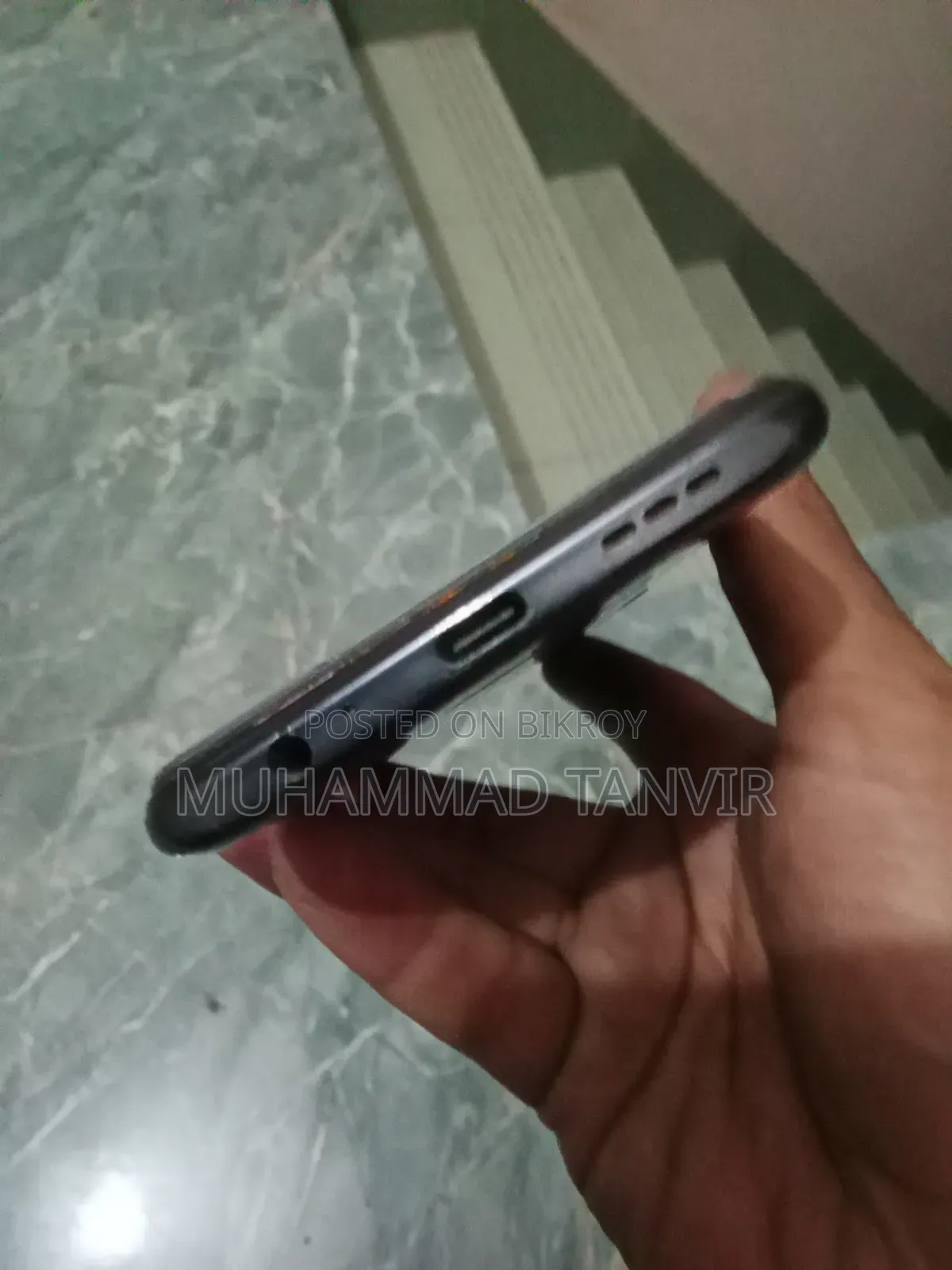 মোবাইল ফোন ৬৪ জিবি রেড