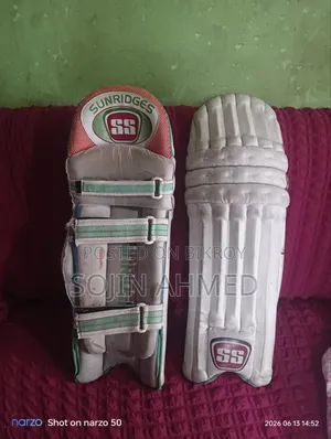 ক্রিকেট ব্যাটিং প্যাড এসএস