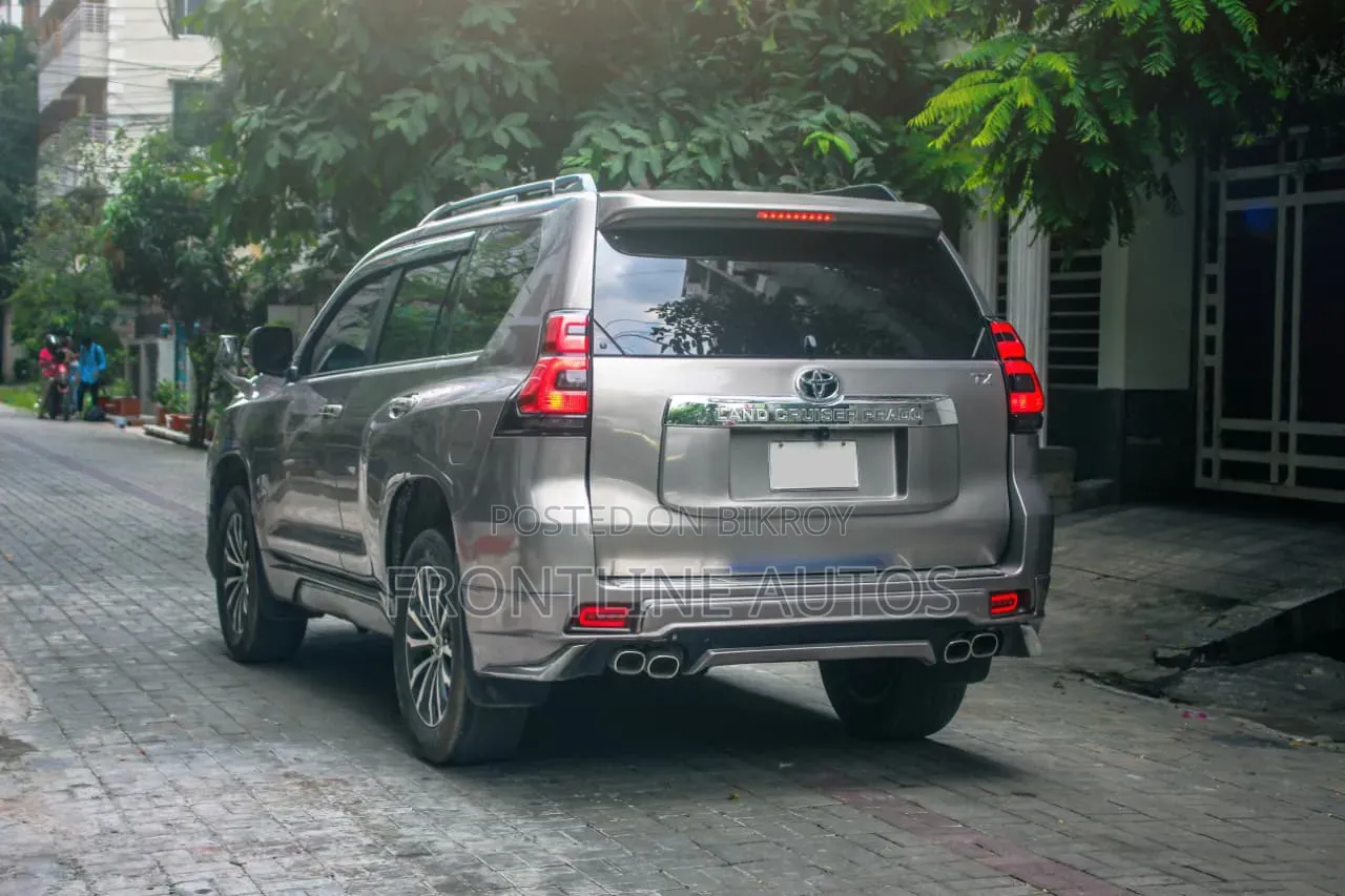 Toyota Land Cruiser 2018