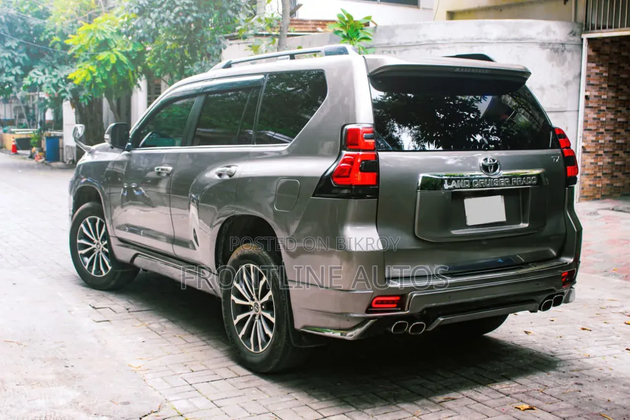 Toyota Land Cruiser 2018