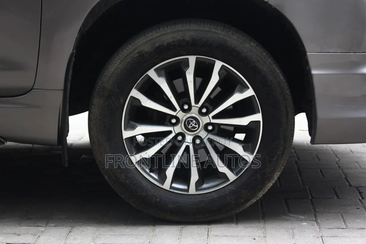 Toyota Land Cruiser 2018