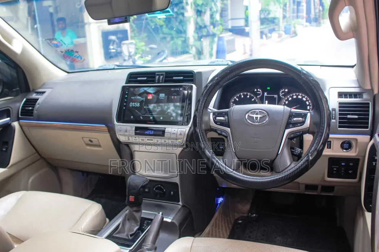 Toyota Land Cruiser 2018