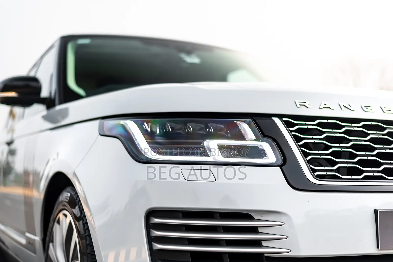 Land Rover Range Rover Vogue 2019 White