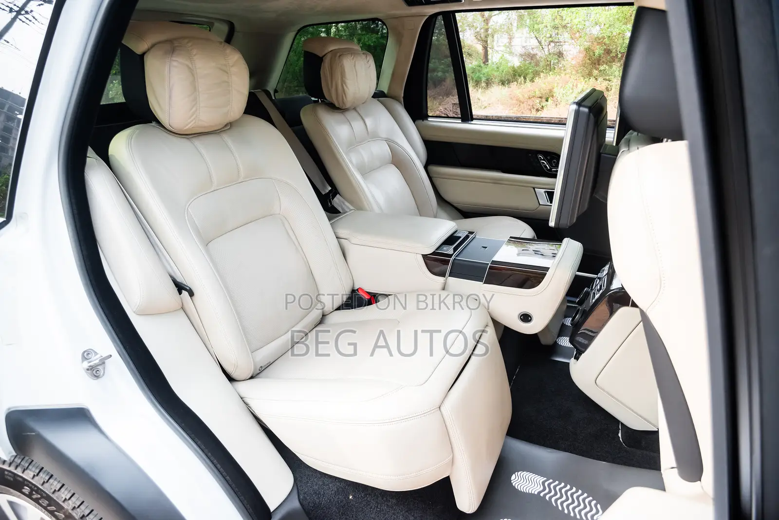Land Rover Range Rover Vogue 2019 White