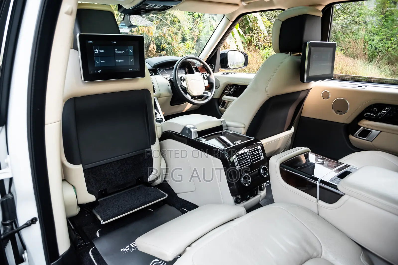 Land Rover Range Rover Vogue 2019 White