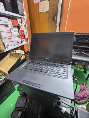 Laptop 8GB Intel Core i5 SSD 256GB