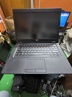 Laptop 8GB Intel Core i5 SSD 256GB