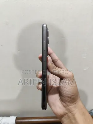 Vivo Y29 128 GB