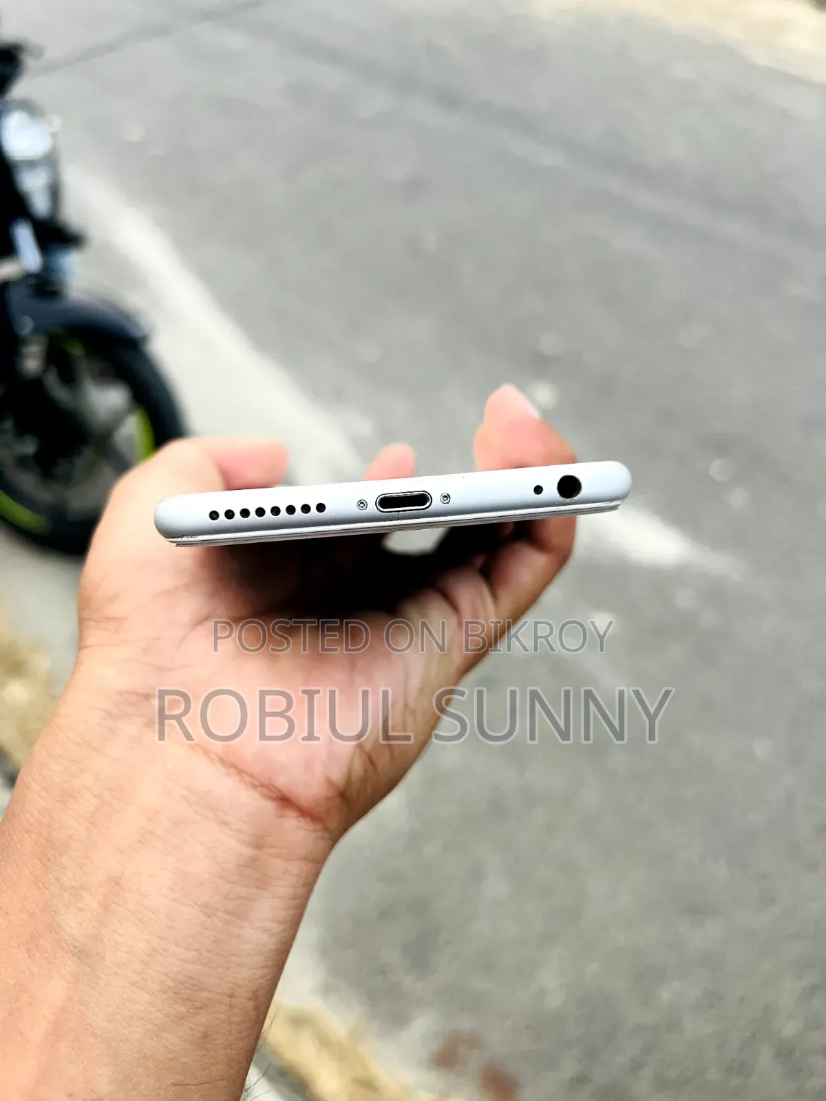 Apple iPhone 6 Plus 64 GB Yellow