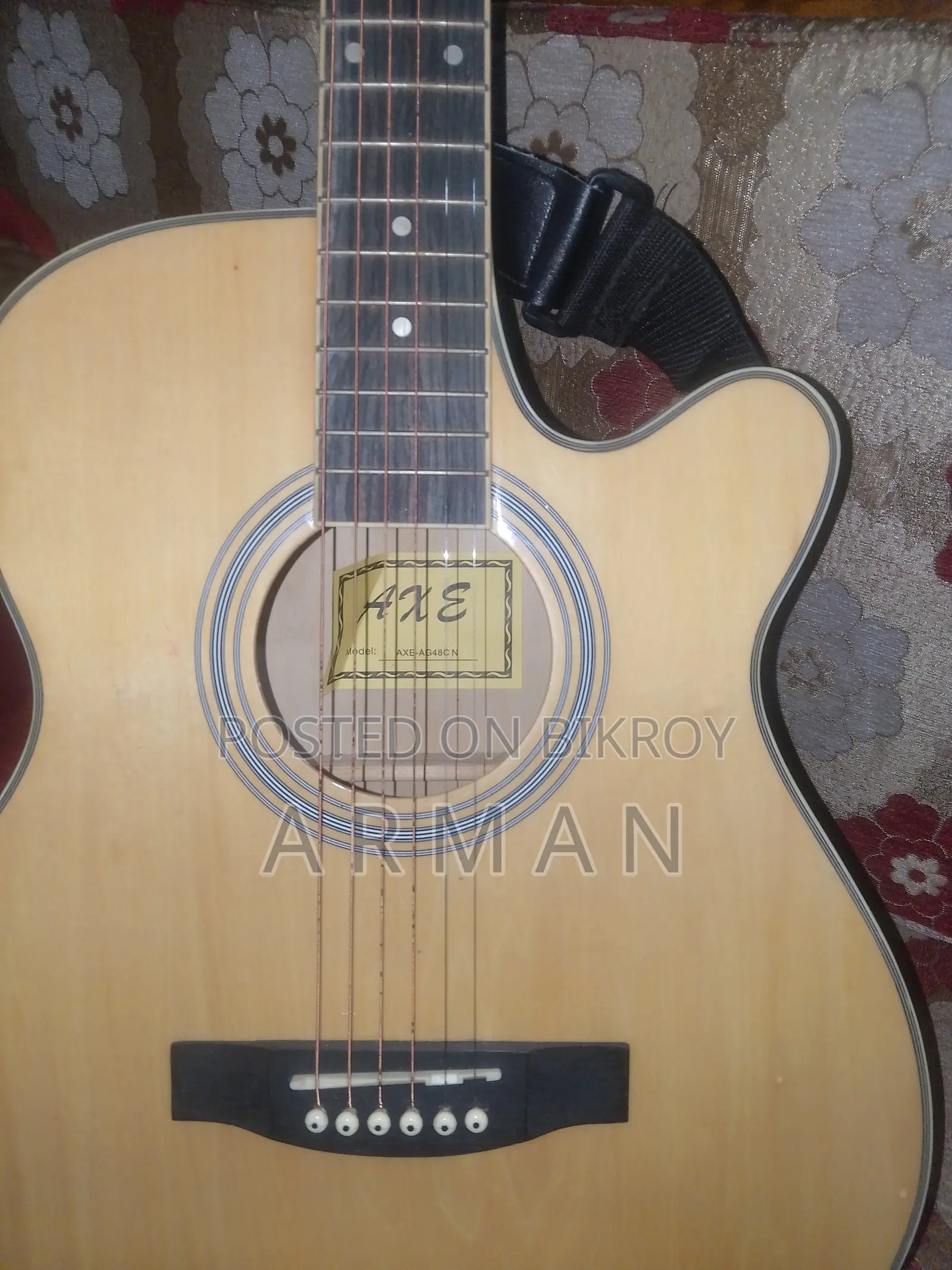 Guitar Axe -48c