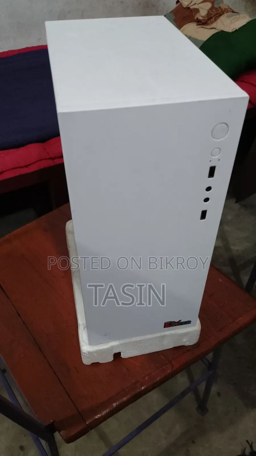 Gigabyte GA-H110MSTX-HD3-ZK 8GB Intel Core I7 SSD 128GB