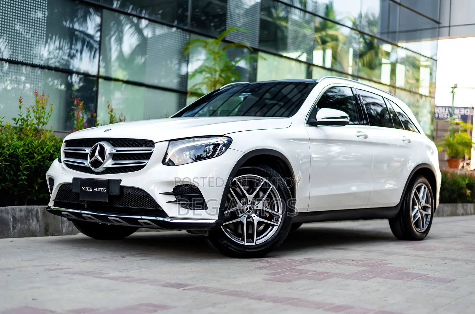 Mercedes-Benz GLC-Class 2017 White