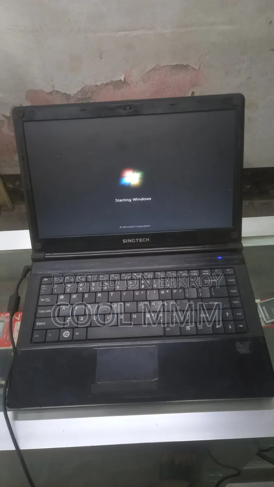 Laptop 4GB Intel Pentium HDD 256GB