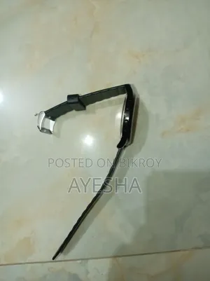 এই ঘরি টা বিদেশ থেকে আনা হয়েছে