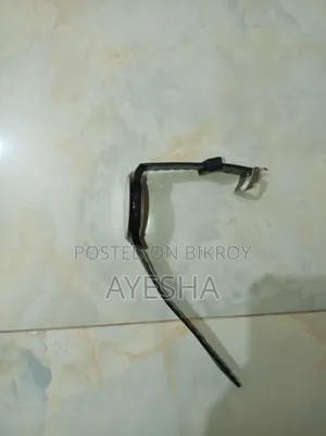 এই ঘরি টা বিদেশ থেকে আনা হয়েছে