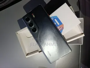 টেকনো ক্যামন ৪০ প্রো ৪জি ২৫৬ জিবি ব্ল্যাক
