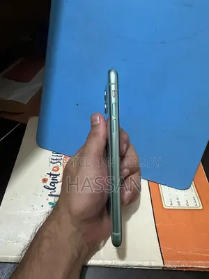 Apple iPhone 11 128 GB Green