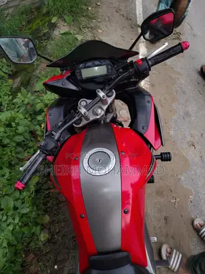 Yamaha 2017 Red