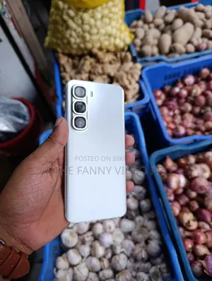 Infinix Hot 60 Pro+ 128 GB Silver