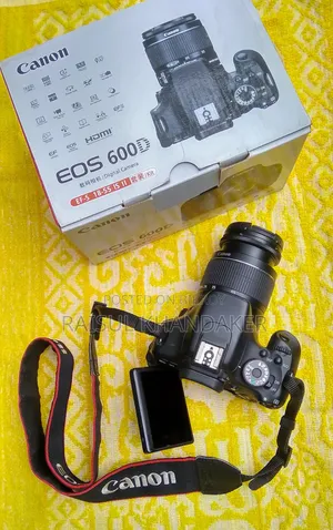Canon 600d With 18-55mm Lens