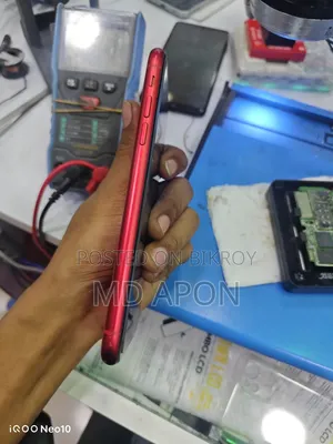 Apple iPhone 11 64 GB Red