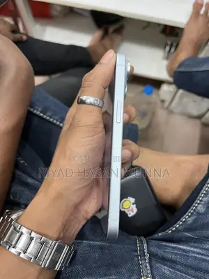 Apple iPhone 15 128 GB Silver