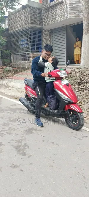 রানার স্কুটি-১১০ ২০২১ লাল