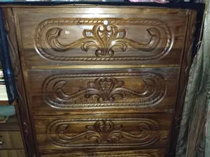সেগুন কাঠের ওয়ারড্রোব বিক্রির জন্য