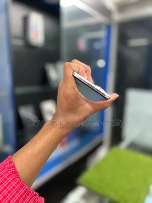 অনার ২০০ ২৫৬ জিবি সাদা
