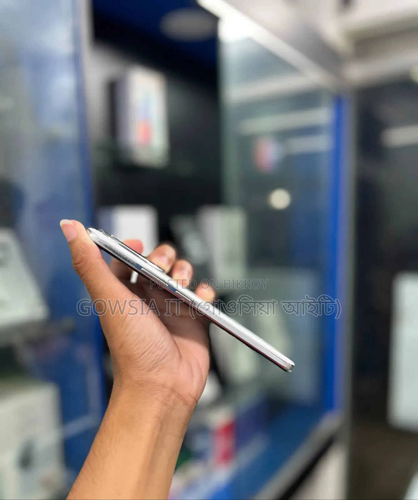 অনার ২০০ ২৫৬ জিবি সাদা