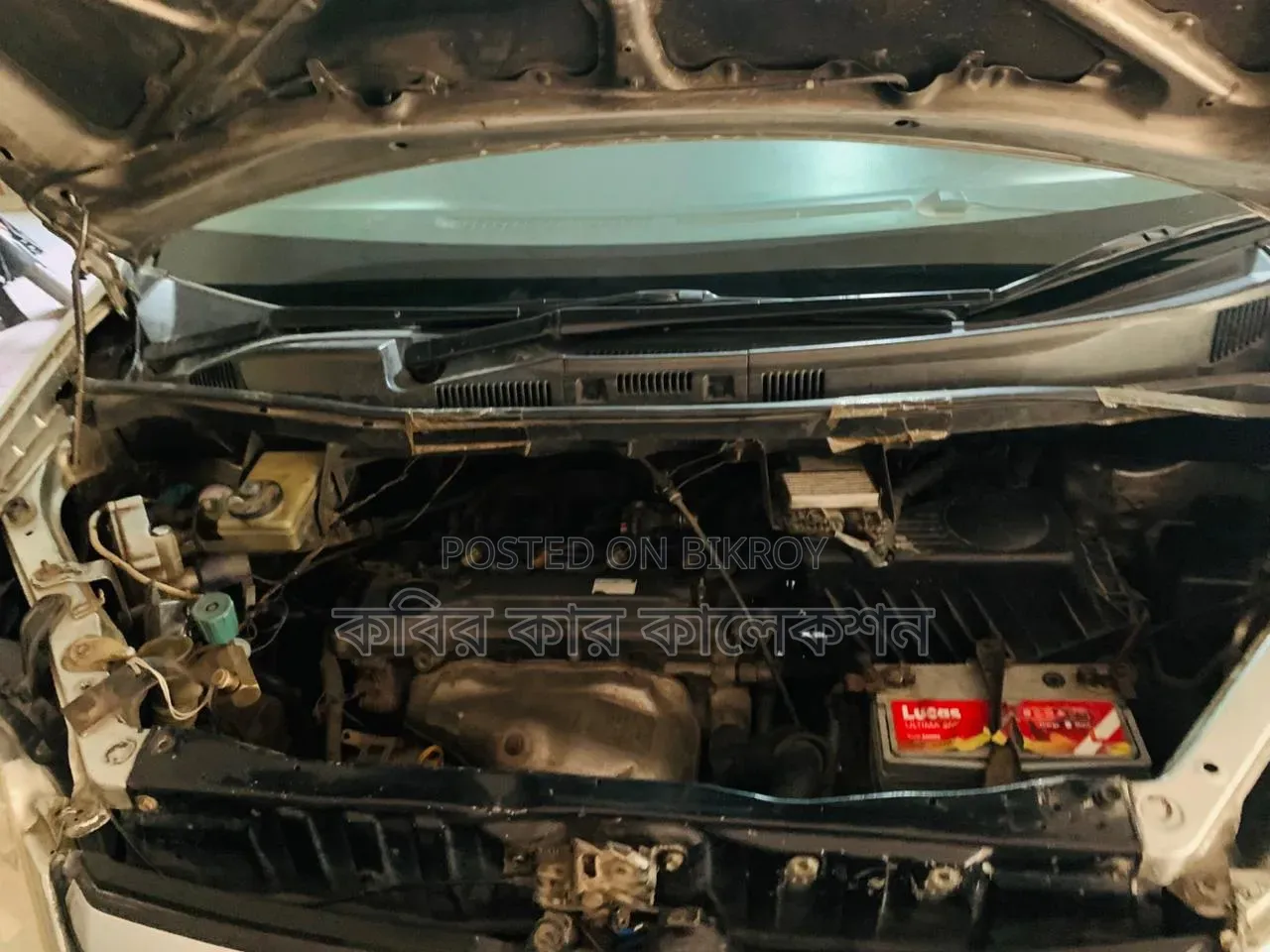 টয়োটা নোয়া ২০০৩ সিলভার