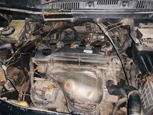 টয়োটা নোয়া ২০০৩ সিলভার