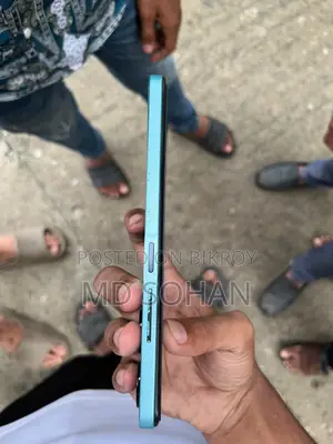 ইনফিনিক্স হট ৩০ ১২৮ জিবি