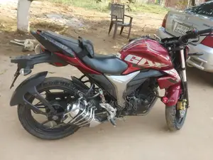 Suzuki Gixxer Monotone 2020 Red