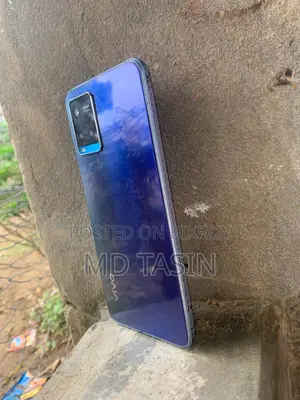 Vivo Y33s 128 GB Blue