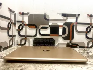 Laptop HP Pavilion 10 8GB Intel Core I7 HDD 256GB