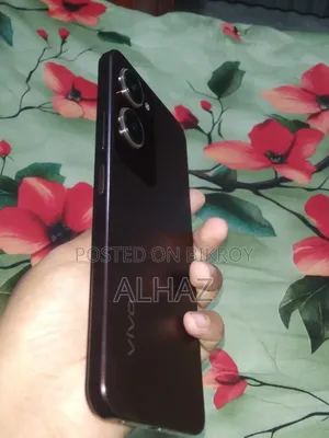 Vivo Y18 128 GB Red