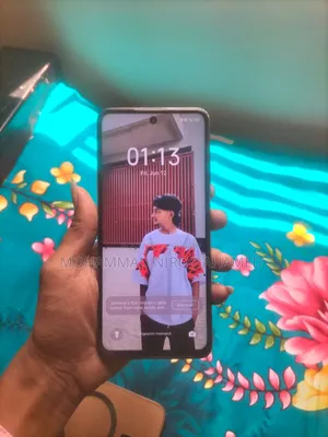 Tecno Spark 30 128 GB Yellow