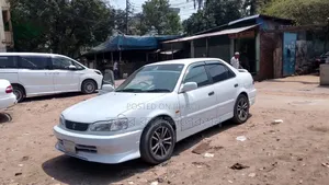 Toyota Corolla 1997 White