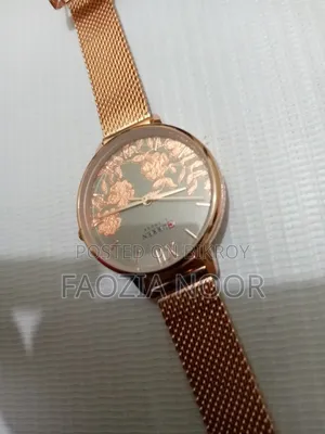 Fashionable Watch