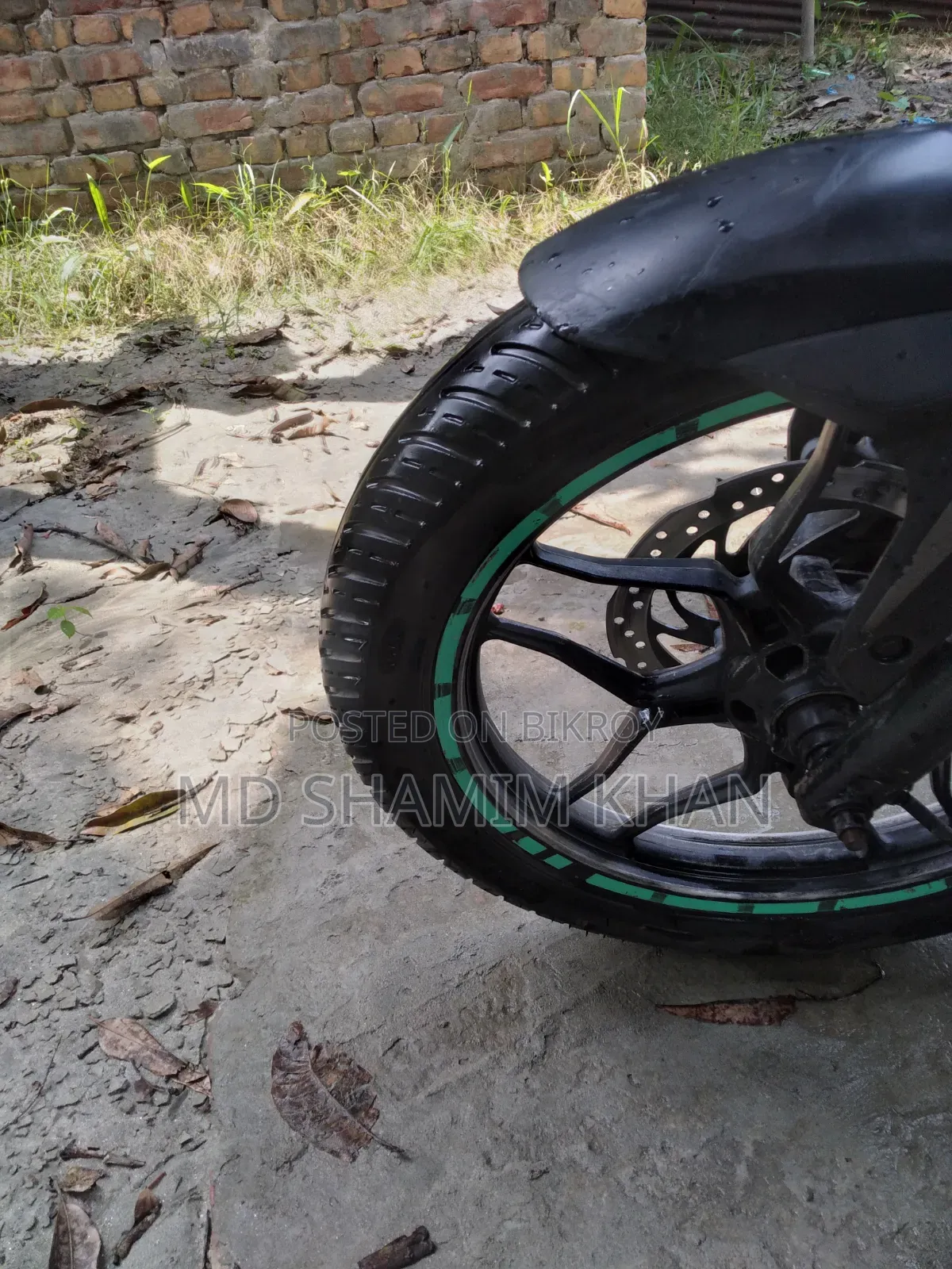 Bajaj 2018 Black