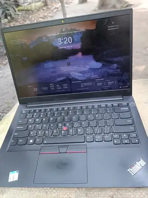 New Laptop Lenovo ThinkPad E14 Gen 4 16GB Intel Core I5 SSD 512GB