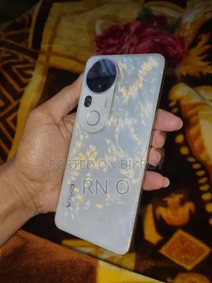 Vivo T4 Ultra 256 GB White