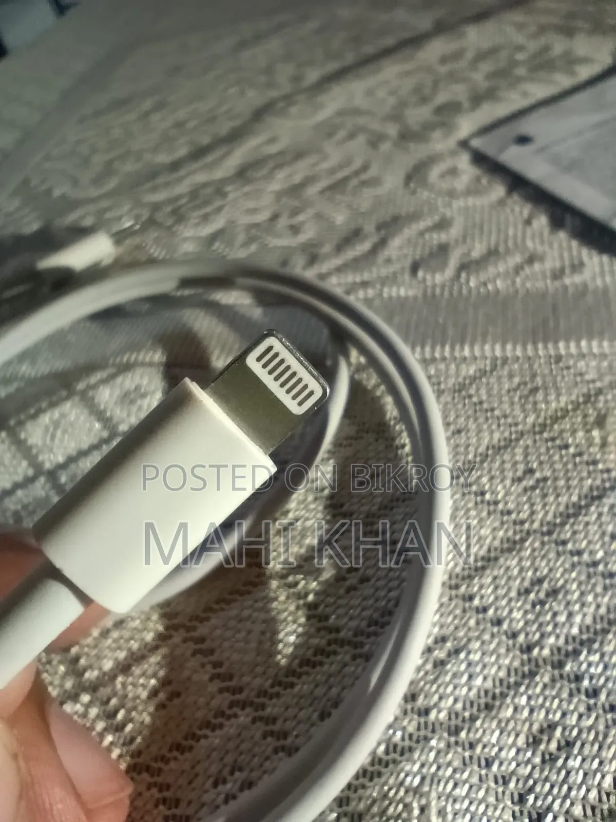 Apple Lightning Cable