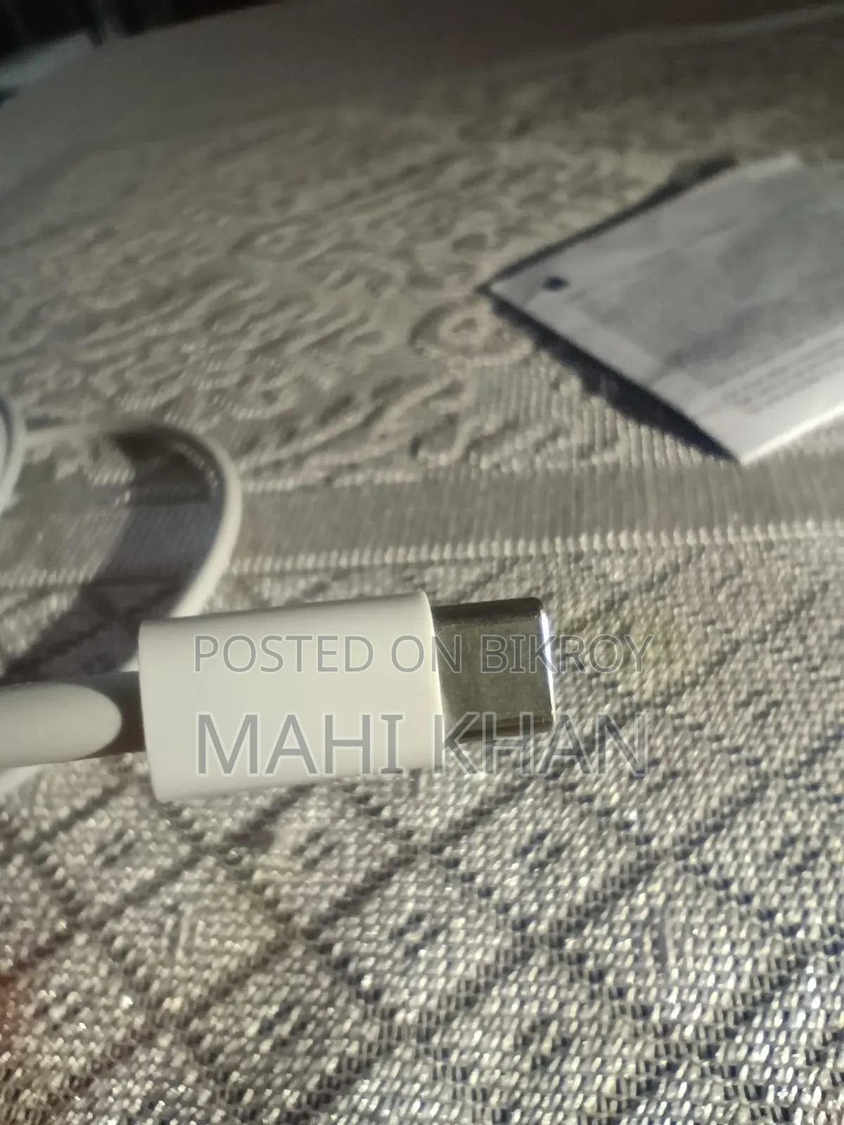 Apple Lightning Cable