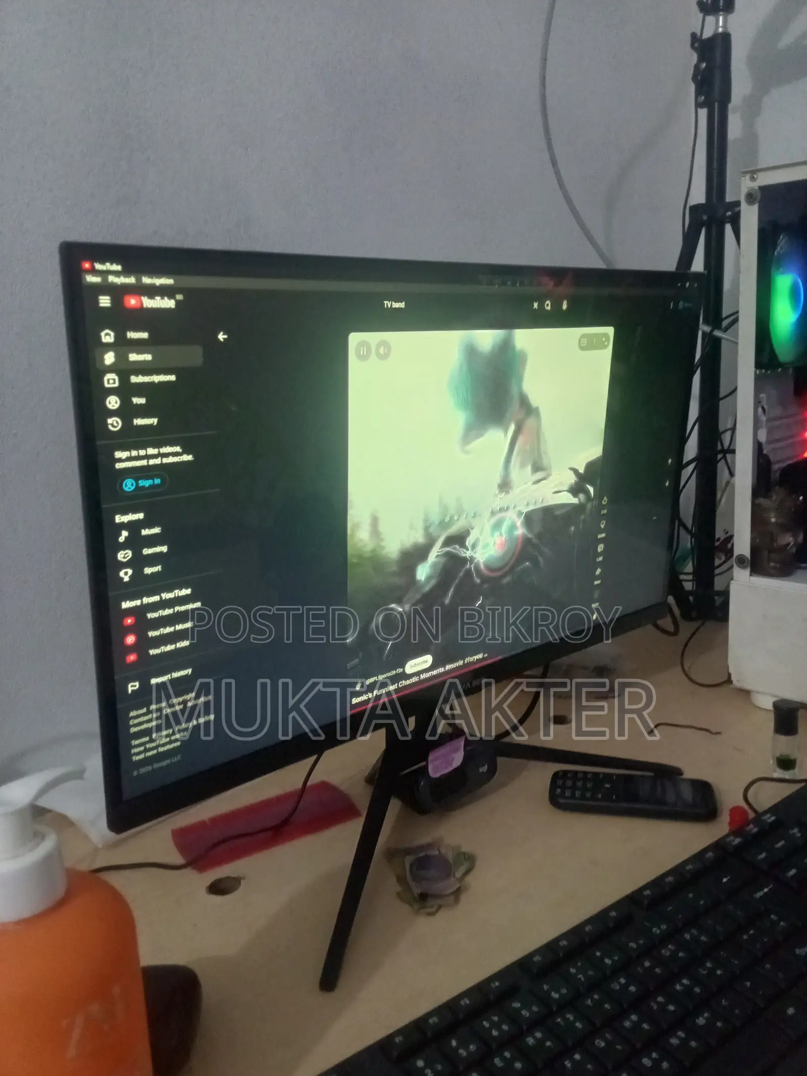 Computer monitor in fresh condition, like new